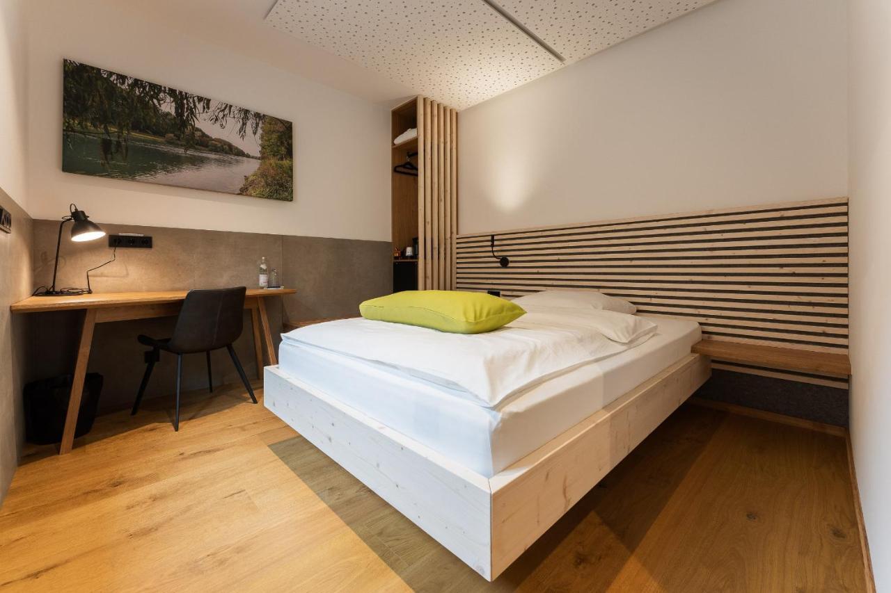 Aparthotel Nah Dran Дингольфинг Экстерьер фото