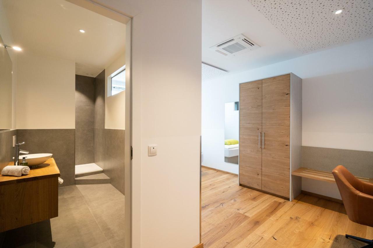 Aparthotel Nah Dran Дингольфинг Экстерьер фото